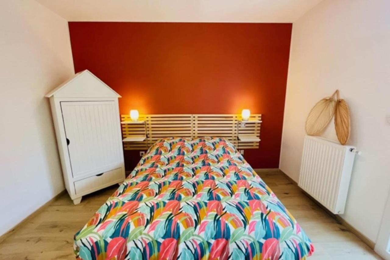 Апартаменты Charming New Flat With Balcony Ла-Рошель Экстерьер фото